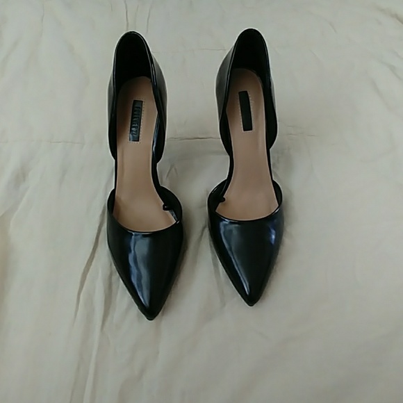 Forever 21 Shoes - NEW! Forever 21 black heels.